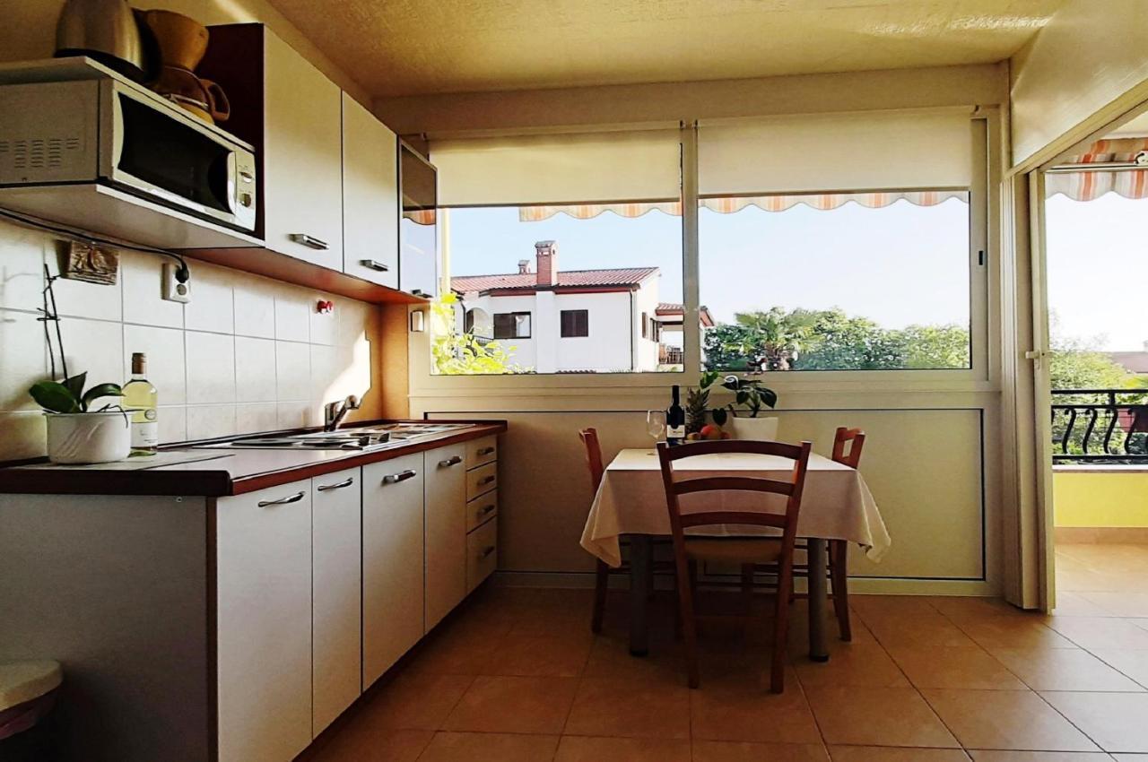 Paradise Beach Apartments Rovinj Exterior foto