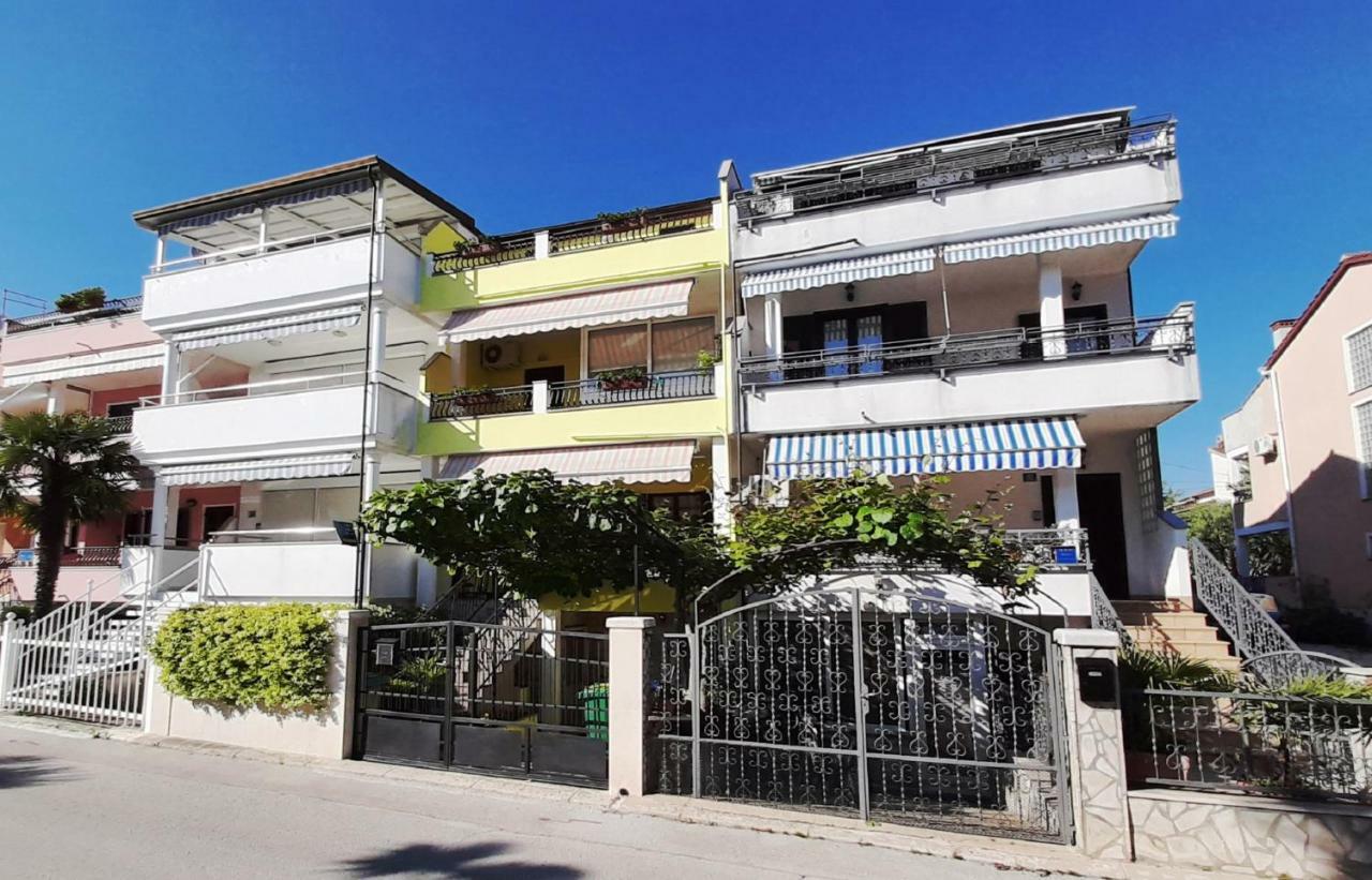 Paradise Beach Apartments Rovinj Exterior foto