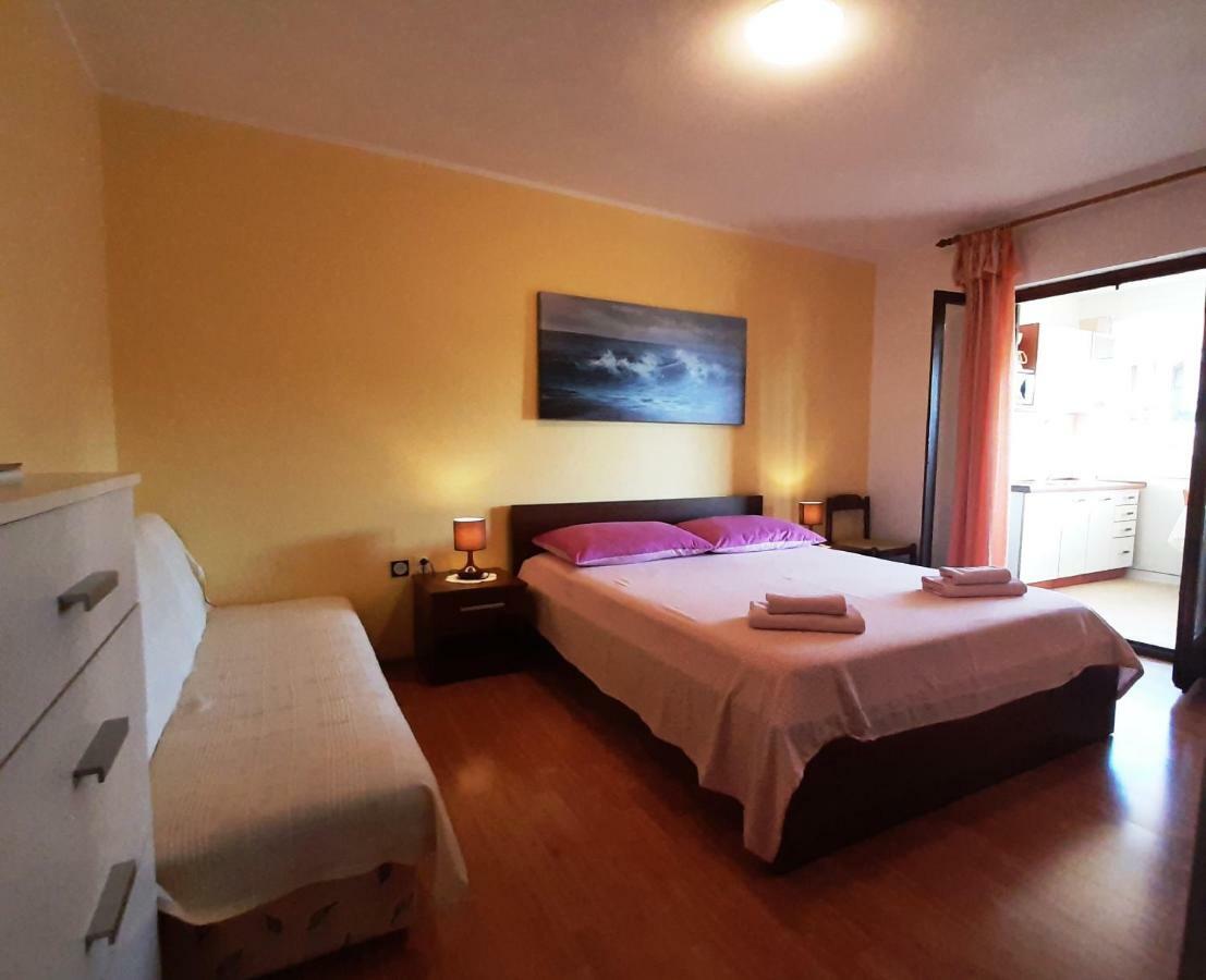 Paradise Beach Apartments Rovinj Exterior foto