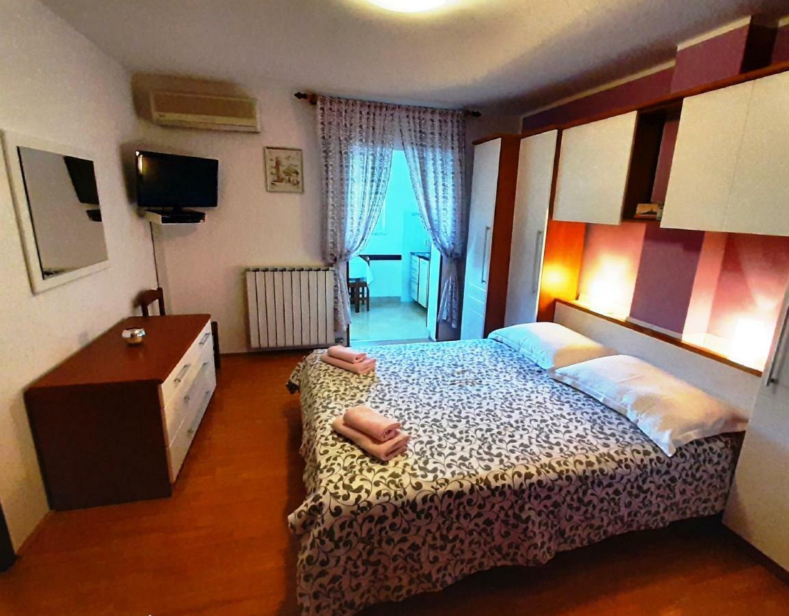Paradise Beach Apartments Rovinj Exterior foto